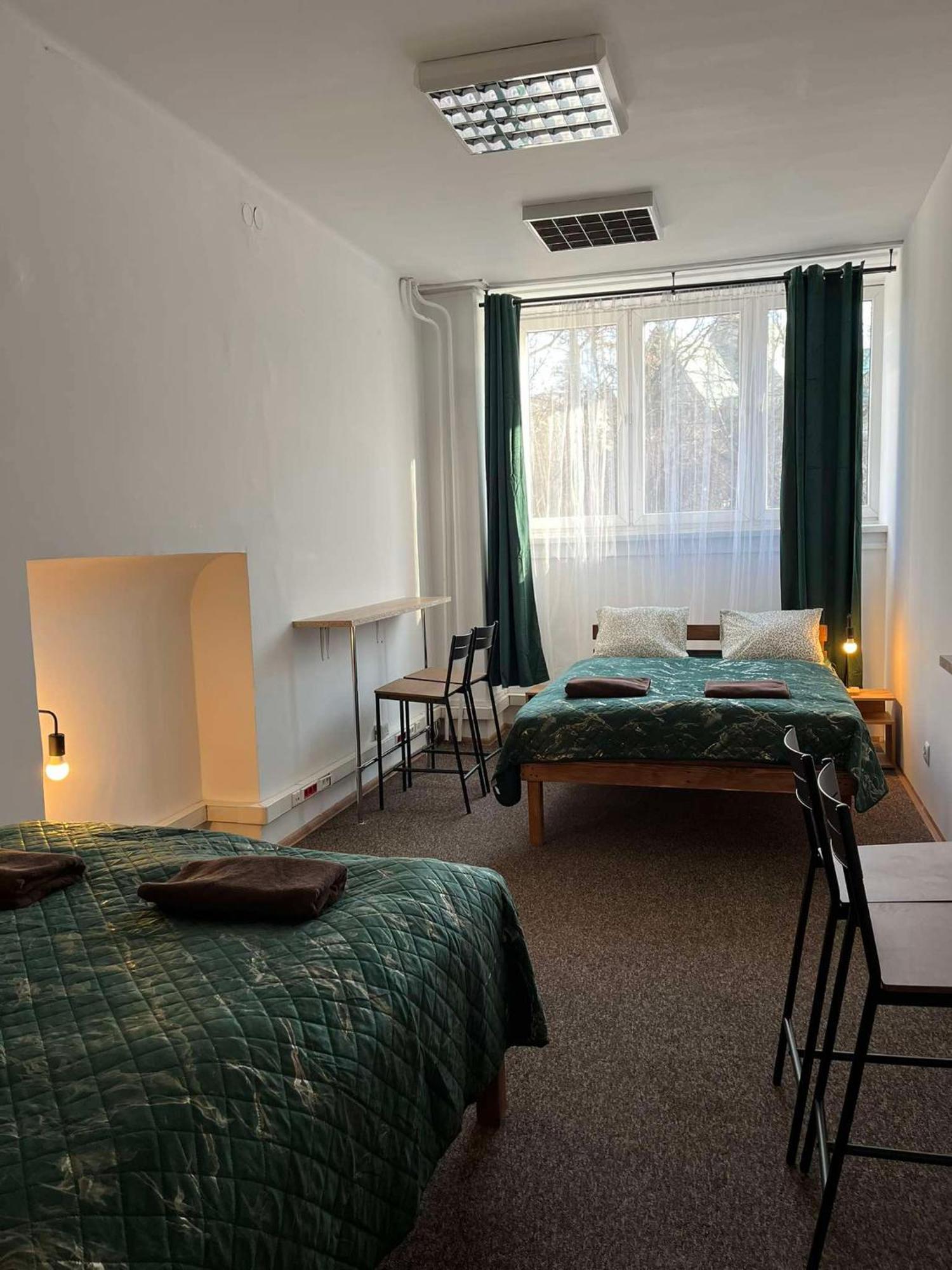 Room In Old Town คราคูฟ ภายนอก รูปภาพ